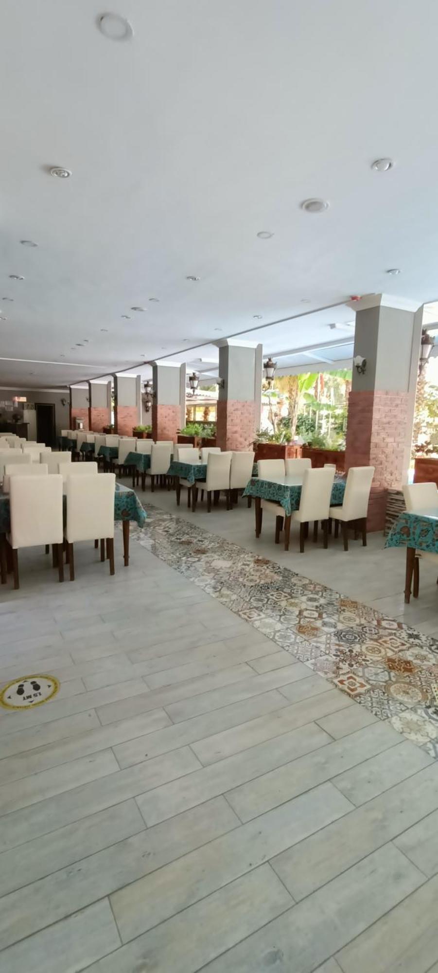 Santana Hotel เบลดิบี ภายนอก รูปภาพ